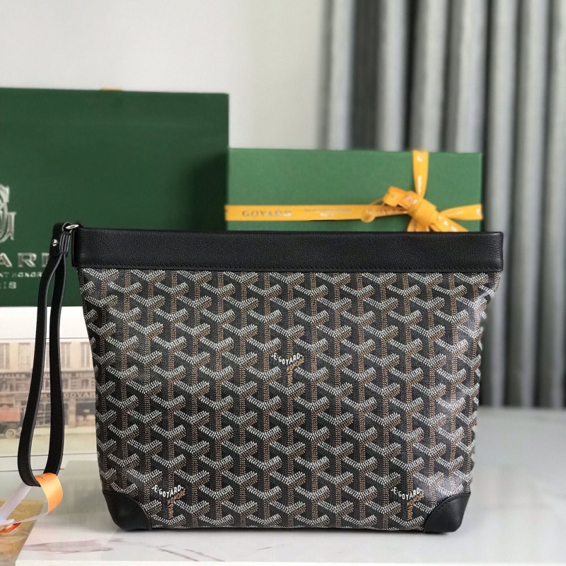 Go*ard clutch bags